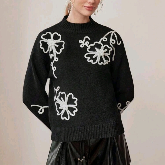 CONTRAST FLORAL PATTERN FUNNEL NECK DROP SHOULDER OVERSIZE SWEATER - Picture 1 of 4